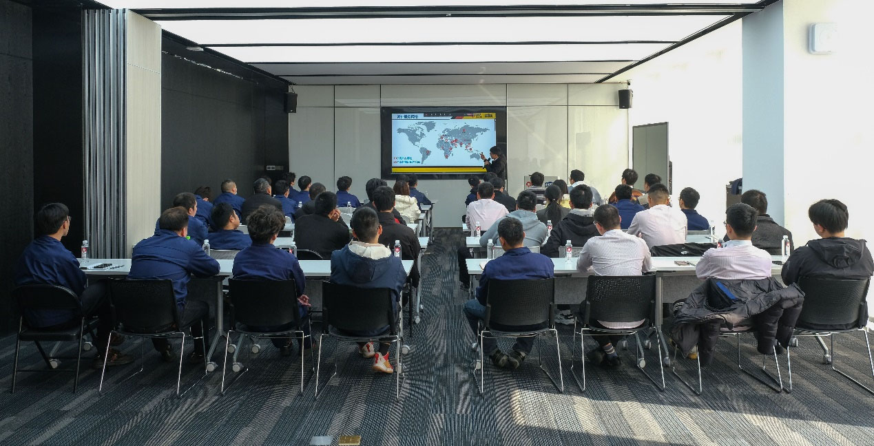 邁向未來 共同成長！泉工股份新員工入職培訓圓滿舉行